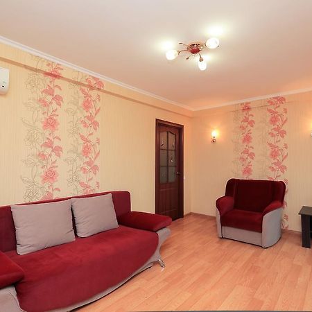 Apartment On Obolonskiy Prospect 12 Kiev Ngoại thất bức ảnh