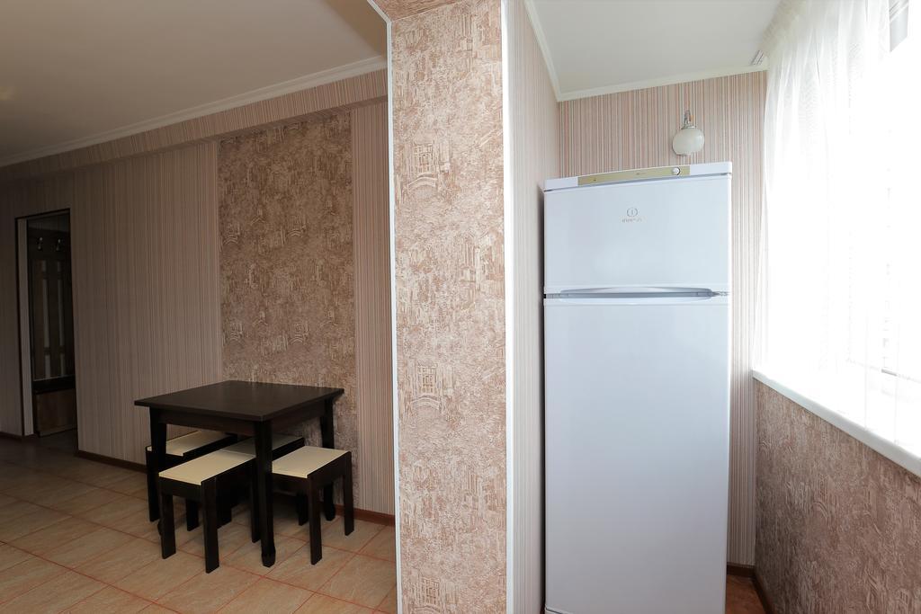 Apartment On Obolonskiy Prospect 12 Kiev Ngoại thất bức ảnh